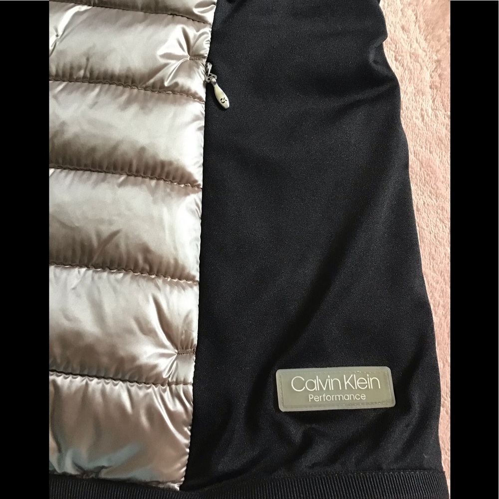 SOLD🆕CALVIN KLEIN PERFORMANCE WOMENS (SzM) - Picture 10 of 12